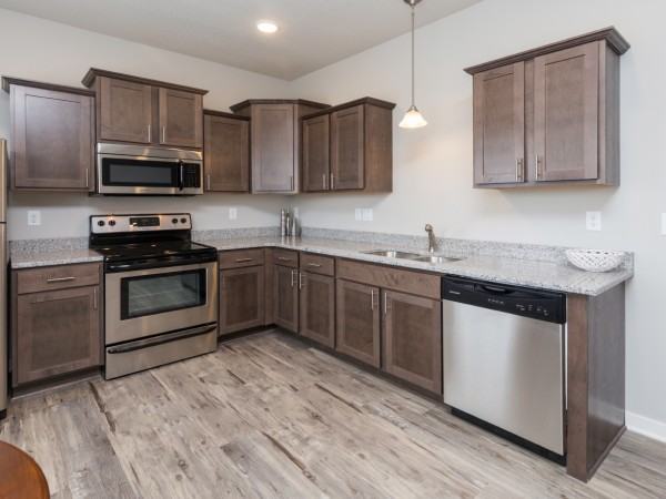 Cove at Kettlestone Townhomes Apartments 1356 Se Dr, Waukee, IA 50263 Zumper