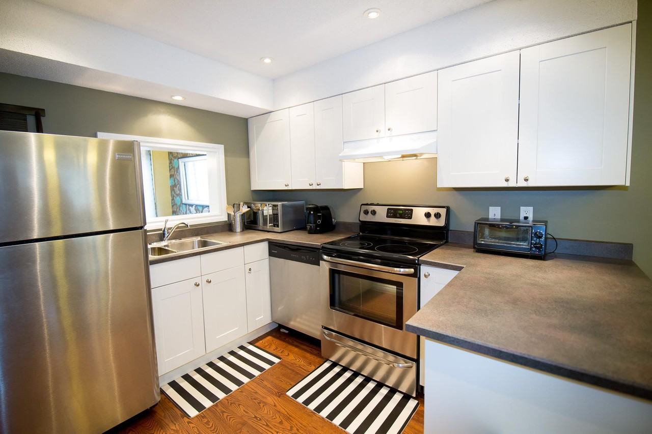 197 Grandin Village, St. Albert, AB T8N 2J3 Studio for 1,750/month