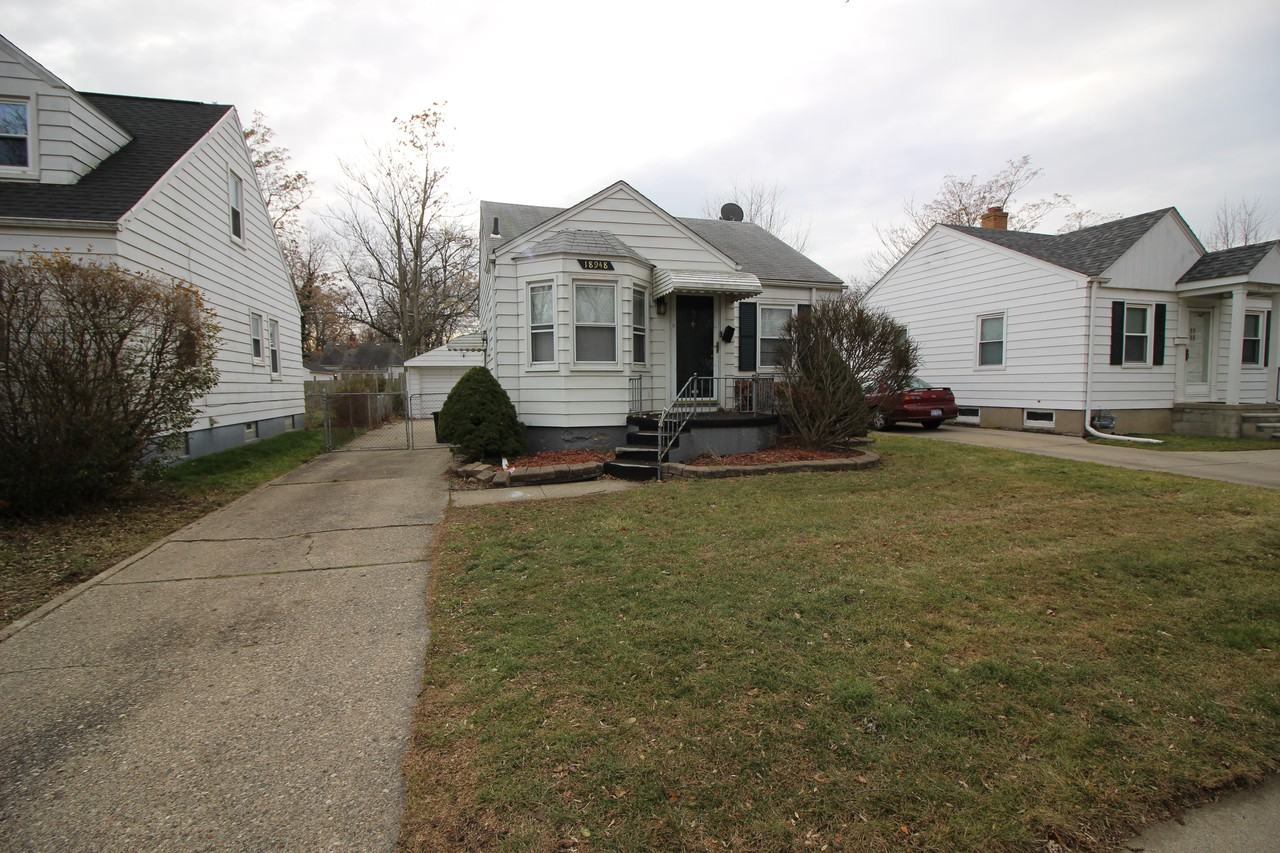 18948 Washtenaw St, Harper Woods, MI 48225 2 Bedroom House for Rent for