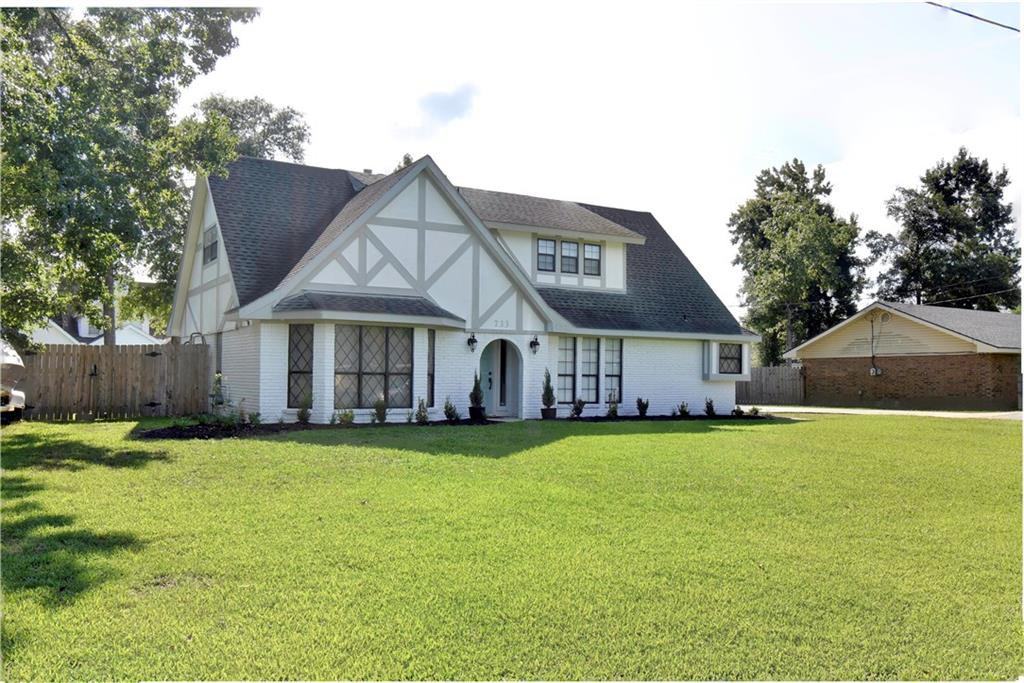 733 Janice, Sulphur, LA 70663 4 Bedroom House for Rent for 1,800/month