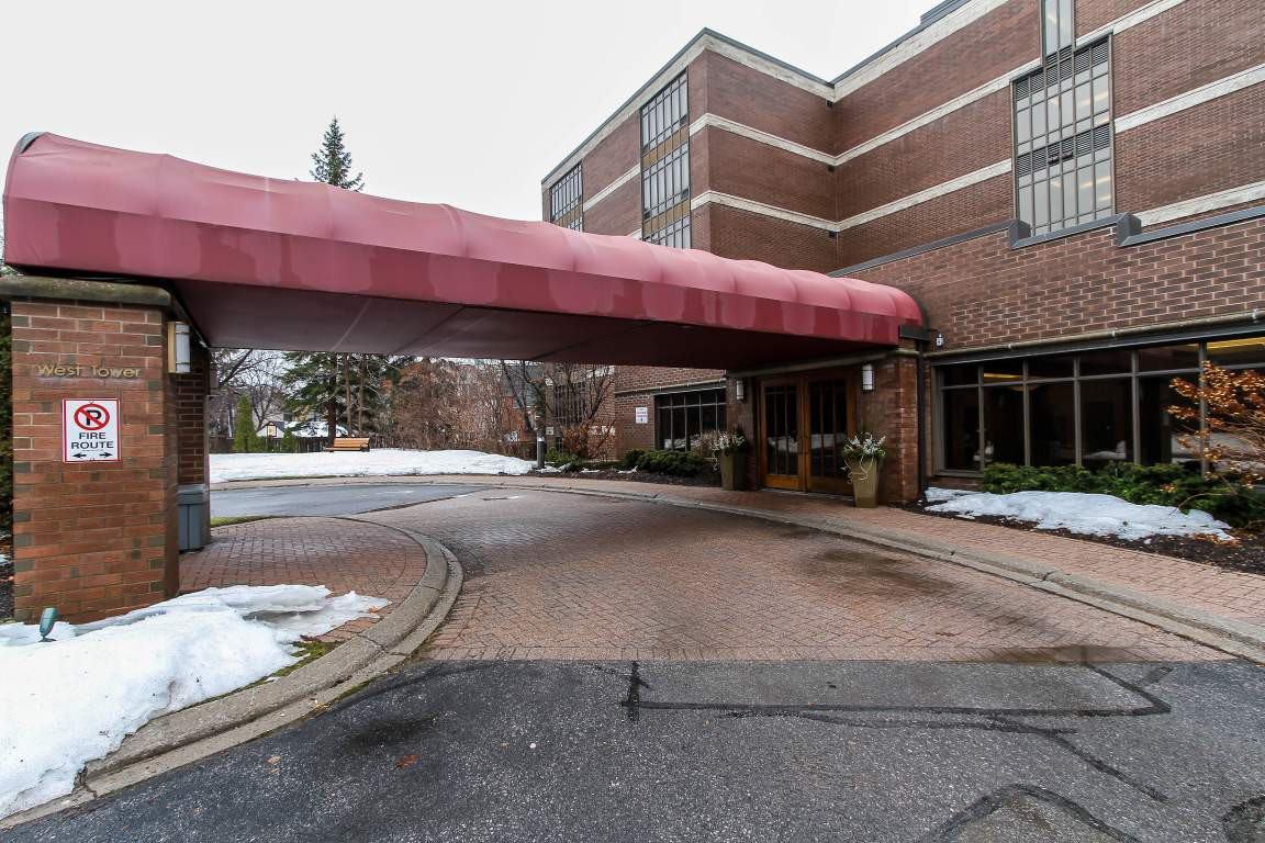 111 Echo Drive Apartments 111 Canal 111 Apts., Ottawa, ON K1S 5K8