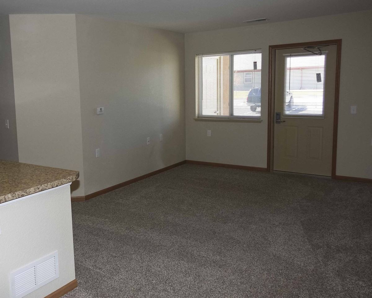 Rock Springs Creekside Apartments 2350 Reagan Ave, Rock Springs, WY