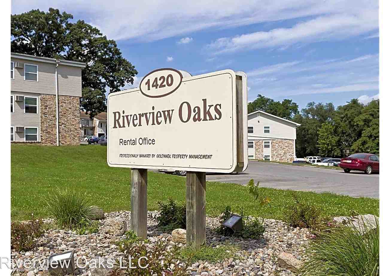 1424 Pennsylvania Ave Apartments in Capitol Park, Des Moines, IA 50316