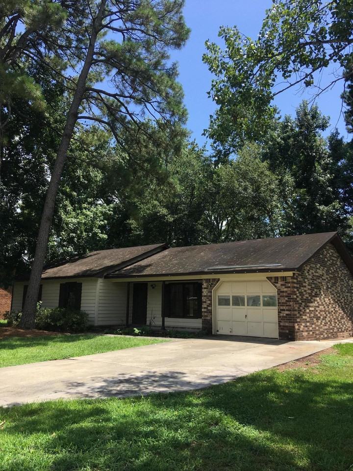 306 Cherokee Drive, Sangaree, SC 29486 3 Bedroom House for Rent for