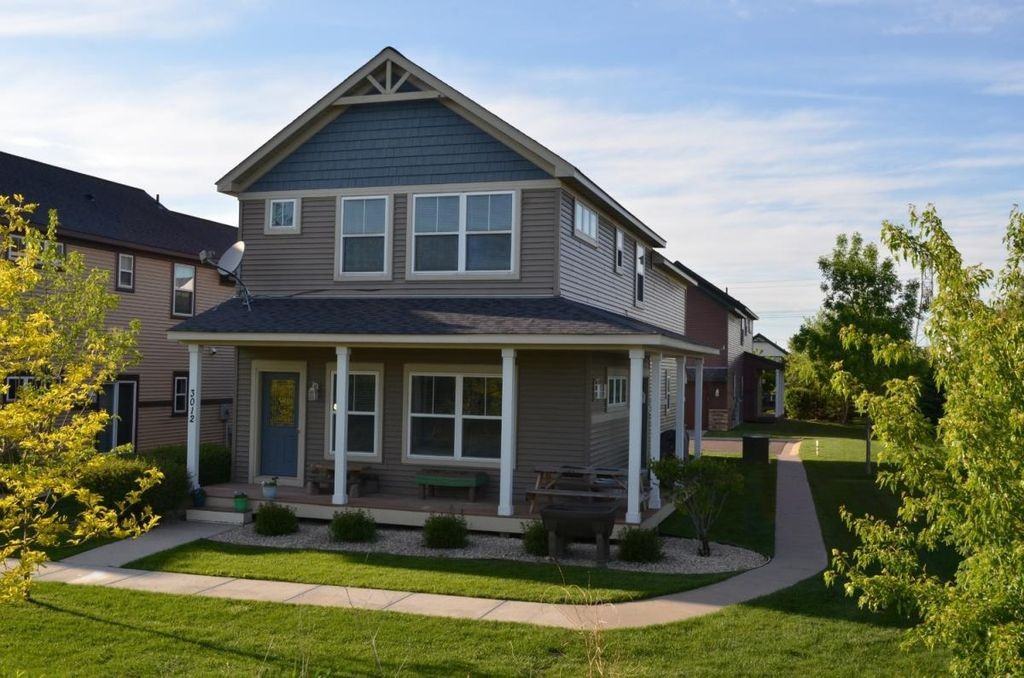 3012 Cottage Ln N, Maplewood, MN 55109 3 Bedroom House for Rent for