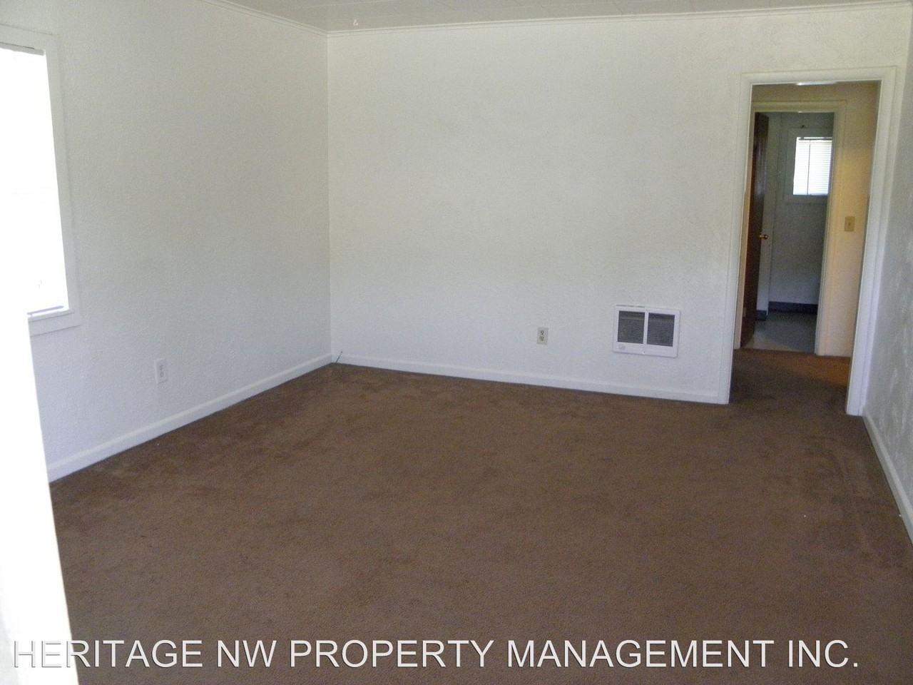 109, 111 9TH AVE Apartments 109 111 9th Av, Sweet Home, OR 97386