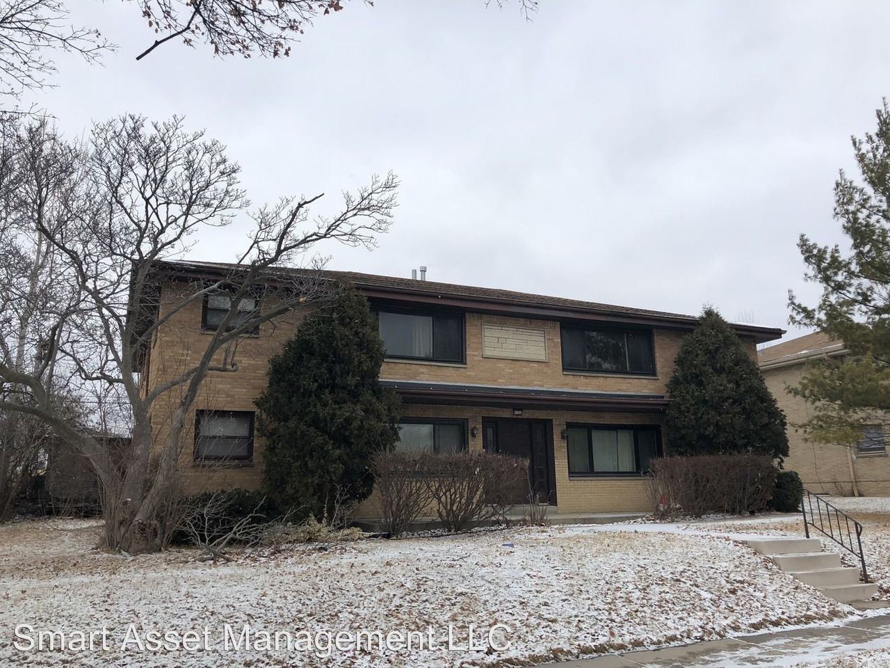 9700 W Capitol Dr Apartments for Rent in Grantosa, Wauwatosa, WI 53222