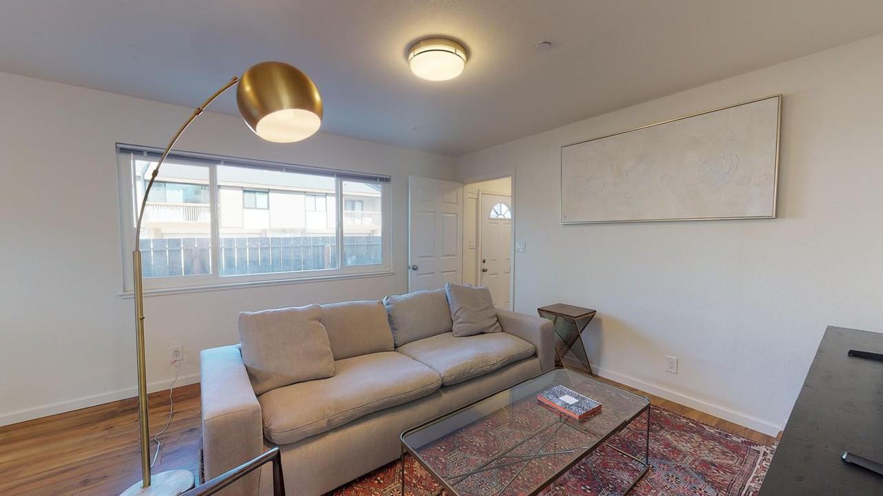 Recently updated Mountain View home near Googleplex Apartments in