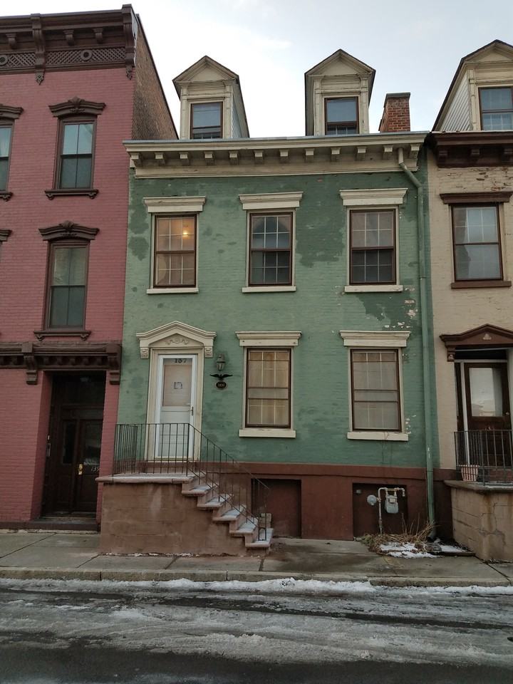 137 Green Street, Albany, NY 12202 4 Bedroom House for 1,800/month