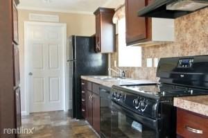 Williamsburg Manor MHC Apartments 8 Williamsburg Dr, Valparaiso, IN 46383 Zumper