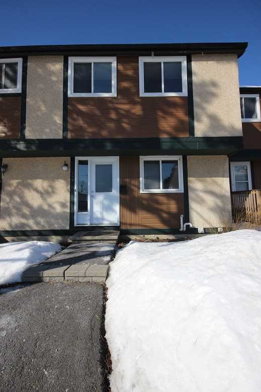 1449 Ridgebrook Drive, Ottawa, ON K1B 4H1 4 Bedroom House for 1,795