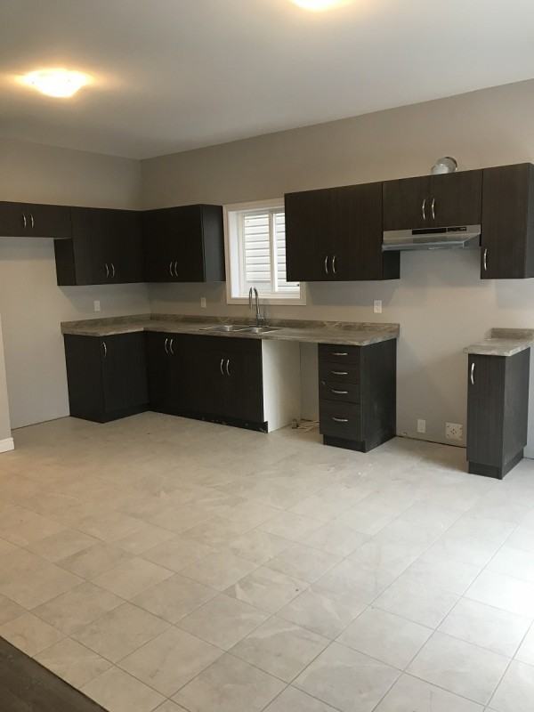 6 Leeson Street Apartments in Merritton, St. Catharines, ON L2T 2R1