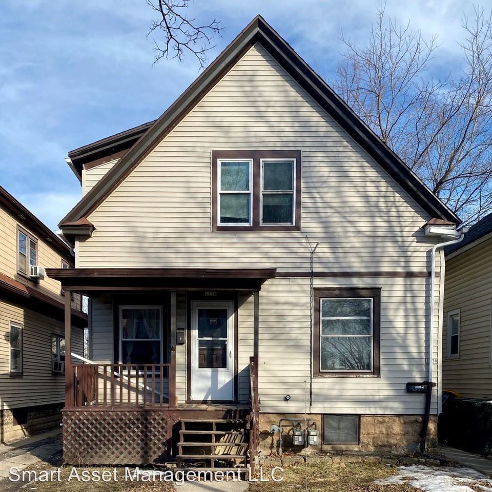 1336 S 63rd Apartments for Rent in West Allis, WI 53214 Zumper
