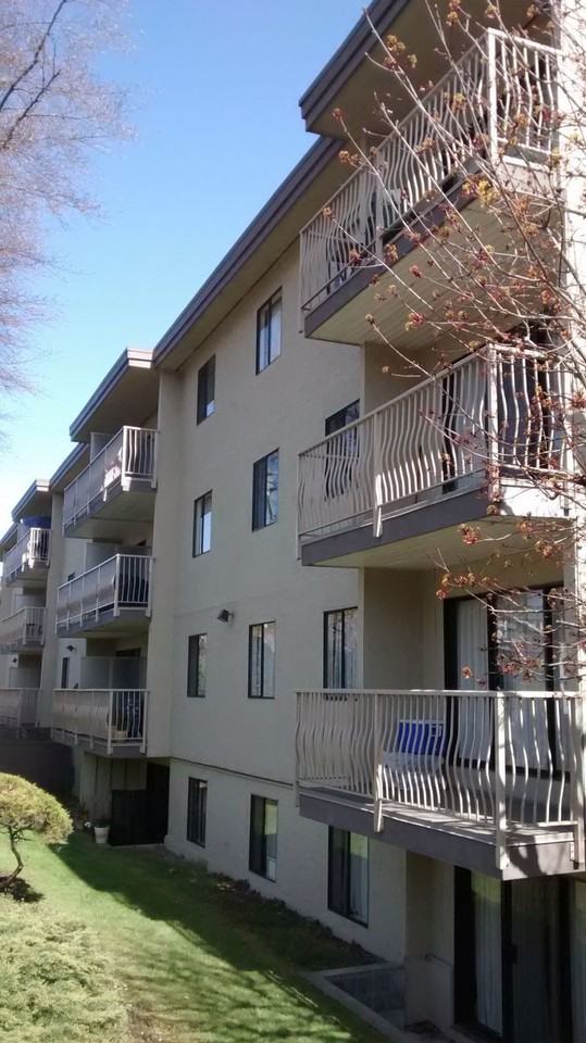 Sand Dollar Manor Apartments for Rent 450 Stewart Arms Apts., Nanaimo