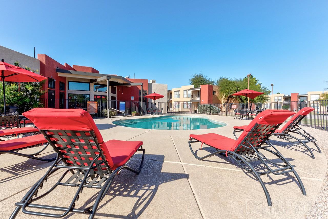 Bella Vista Apartment Homes Apartments 1564 N Morrison Ave, Casa