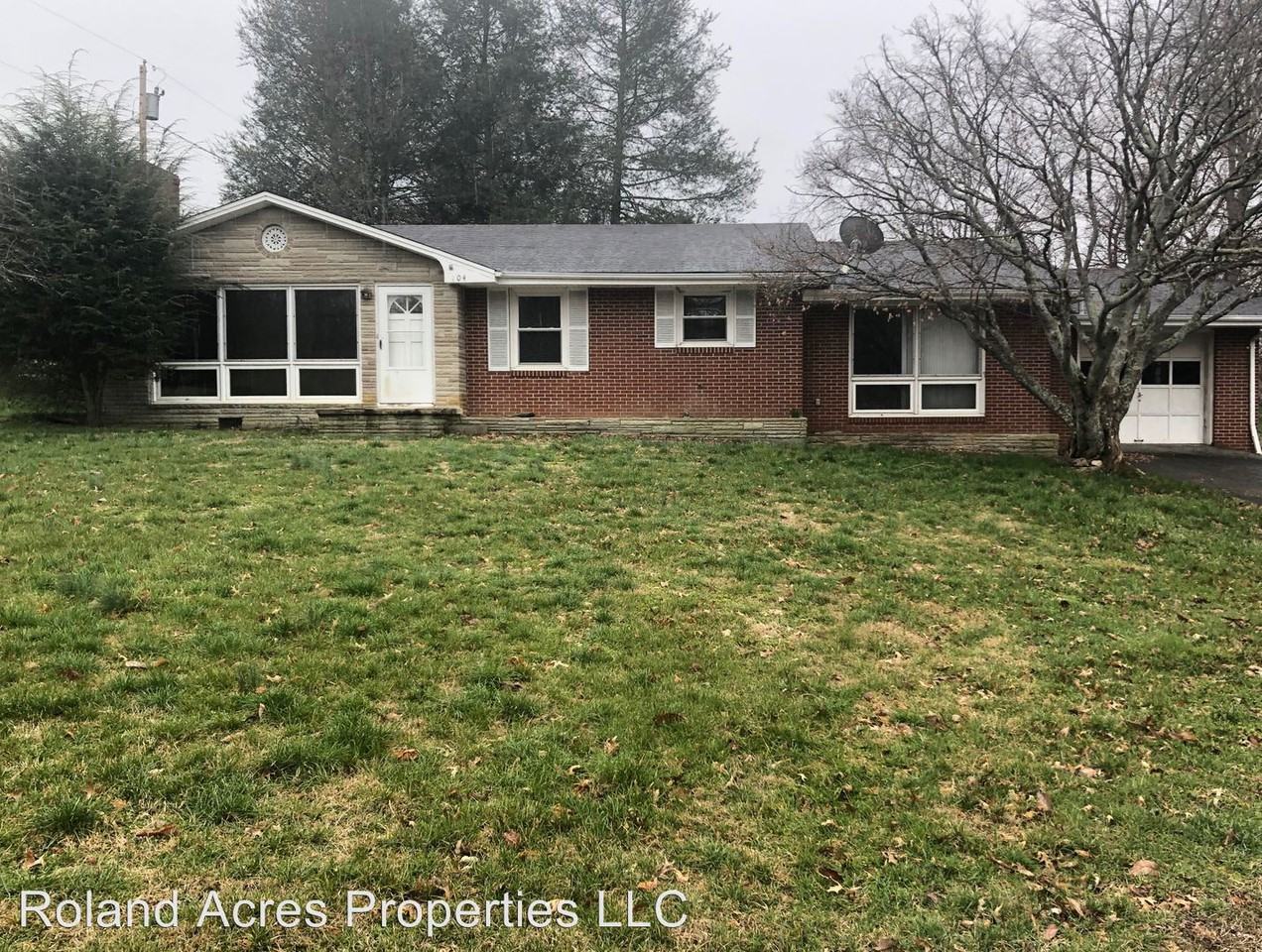 104 Brookdale, Johnson City, TN 37601 3 Bedroom House for Rent for