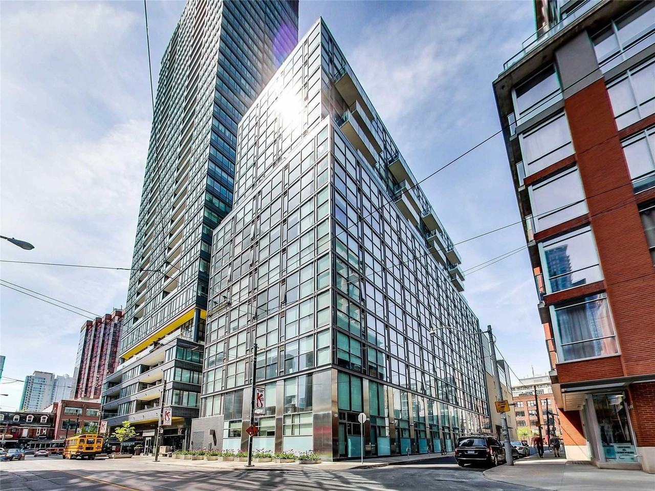 25 Oxley St 416, Toronto, ON M5V 2J5 1 Bedroom Apartment for 2,600