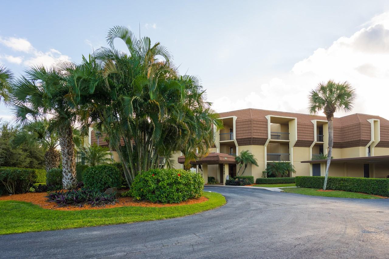 5188 Woodland Lakes Dr 335, Palm Beach Gardens, FL 33418 2 Bedroom