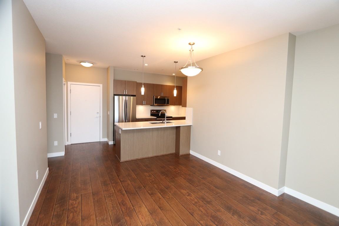 Beautiful 2 Bedroom Condo in Auburn Bay Apartments 315, 22 Auburn Bay