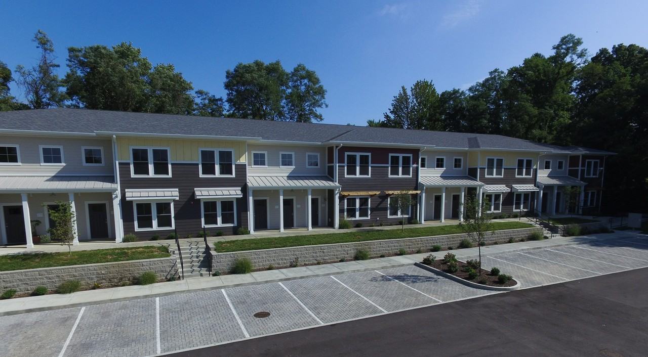 Cedar Bluff Apartments for Rent 4422 Cypress Lane 112, Bloomington