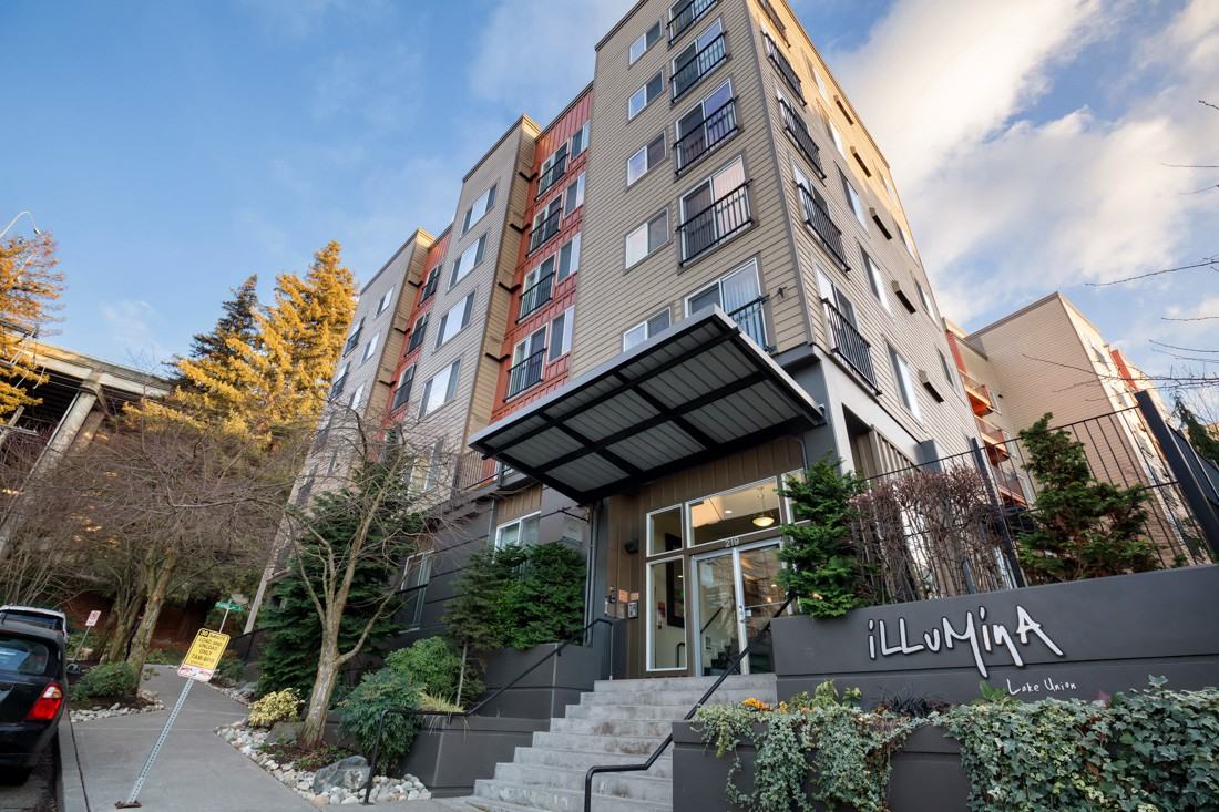 Illumina Residential Buildings 219 E Garfield St, Seattle, Washington, 98102