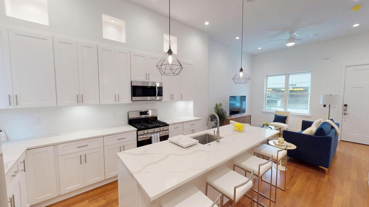 Wellconnected Northern Liberties apartment with rooftop deck Apartments in Philadelphia, PA