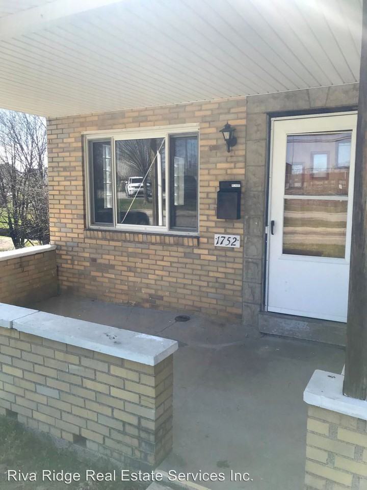 1752 Pioneer Avenue Apartments in Brookline, Pittsburgh, PA 15226 Zumper