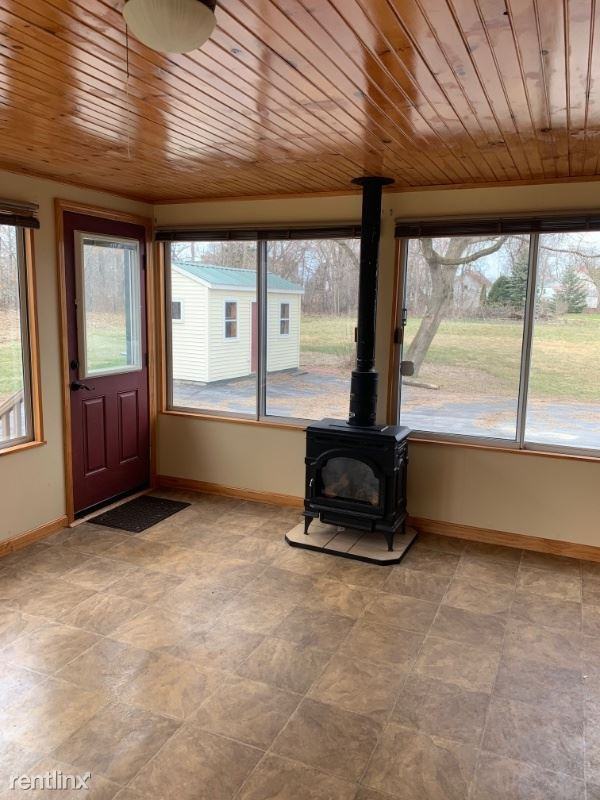 10 Niquette Ct, Winooski, VT 05404 2 bedroom House Rental Zumper