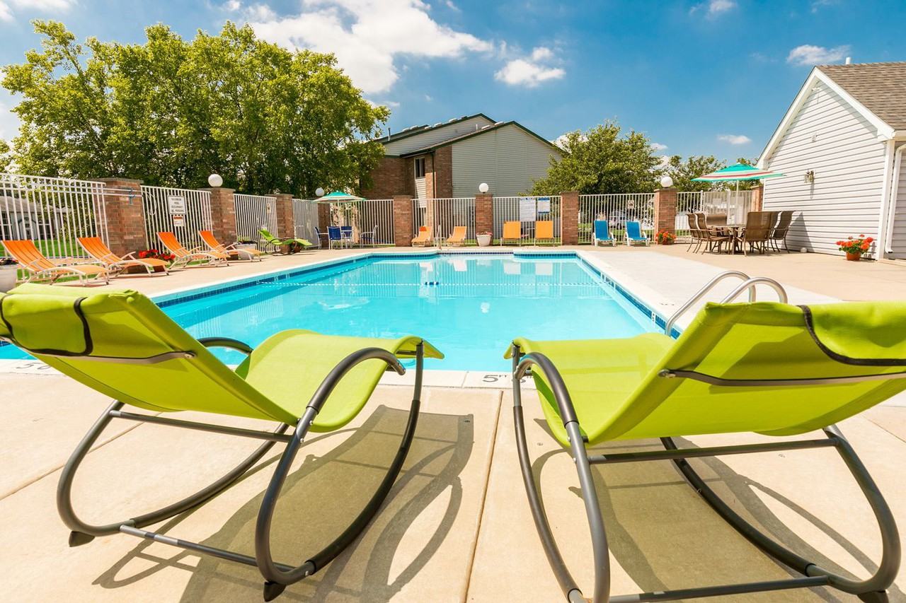 Compass Pointe Apartments 2210 Beech St, Valparaiso, IN 46383 Zumper