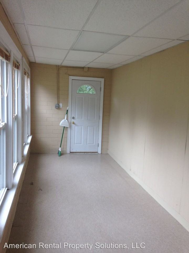 3317 Green St Cook County Apartments in Steger, IL 60475 Zumper