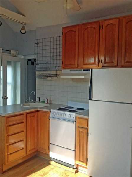 22 Armstrong Ave Fl 3 Apartments in Fox Point, Providence, RI 02903