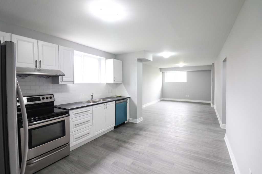 Monarch Park Drive Apartments in Grantham, St. Catharines, ON L2M None