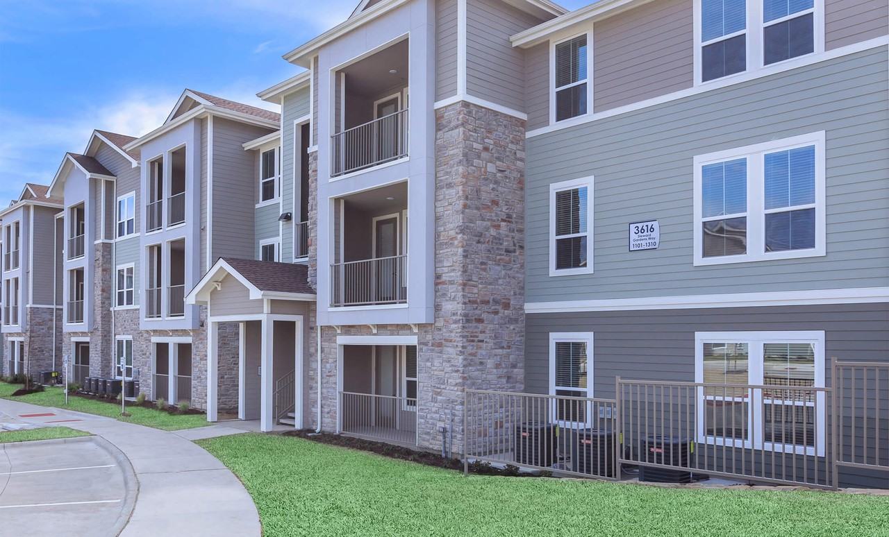 Alton Park Apartments 5712 Azle Ave, Fort Worth, TX 76106 Zumper