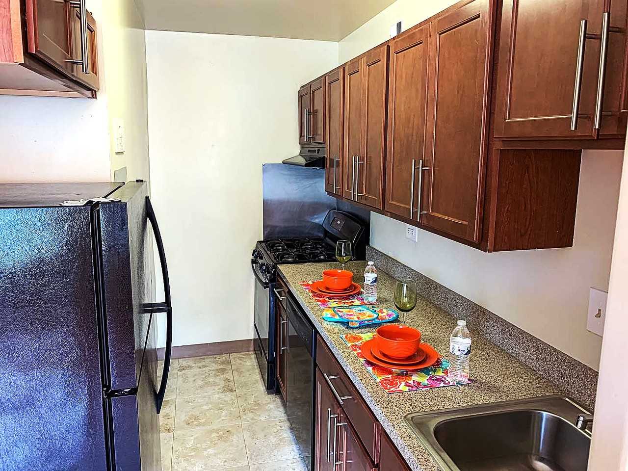 Essex House Apartments 7777 Maple Ave, Takoma Park, MD 20912 Zumper