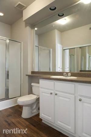 Vance Jackson & Wurzbach Apartments in Vance Jackson, San Antonio, TX