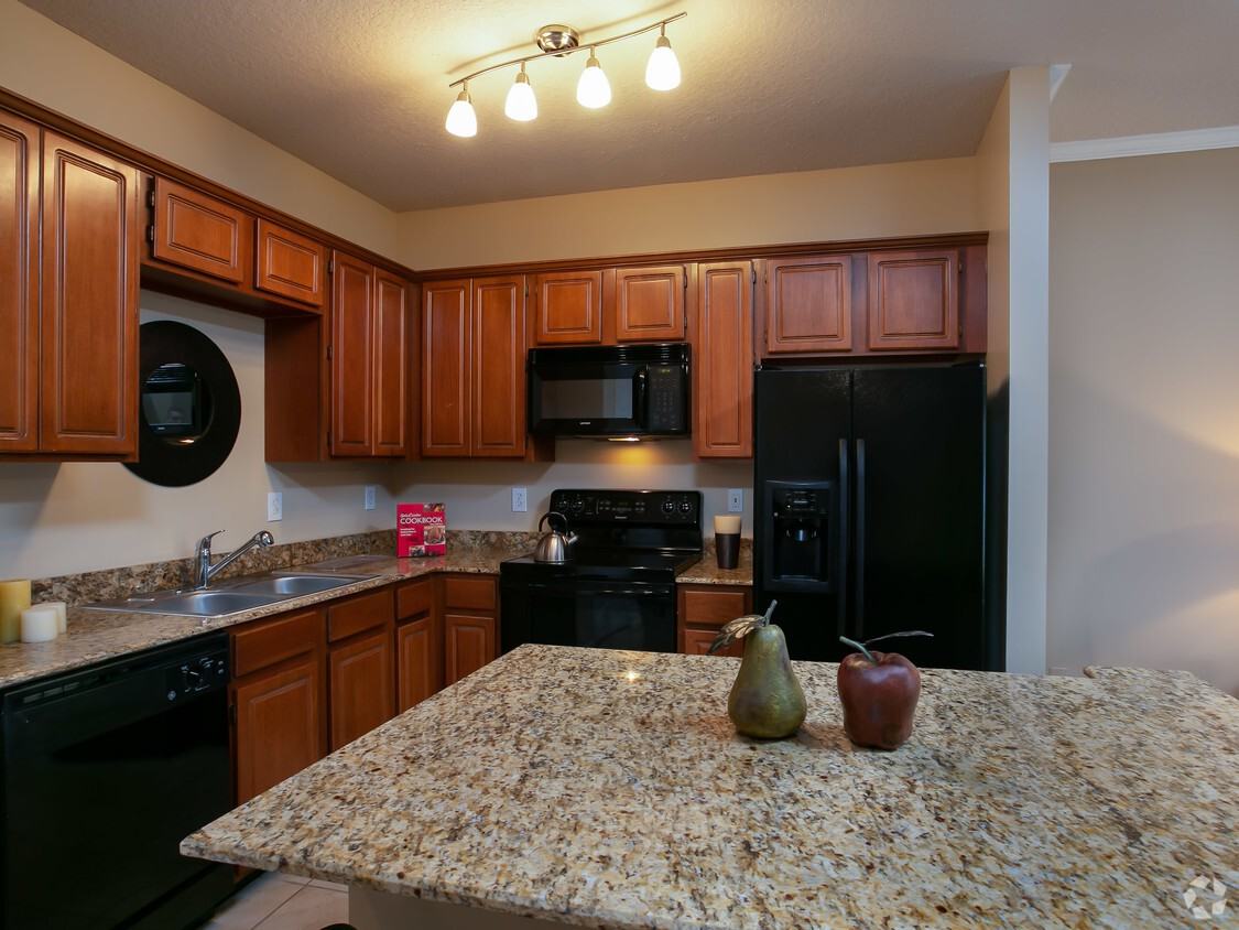 Kendall Lake Apartments 1140 Kendall Town Boulevard, Jacksonville, FL