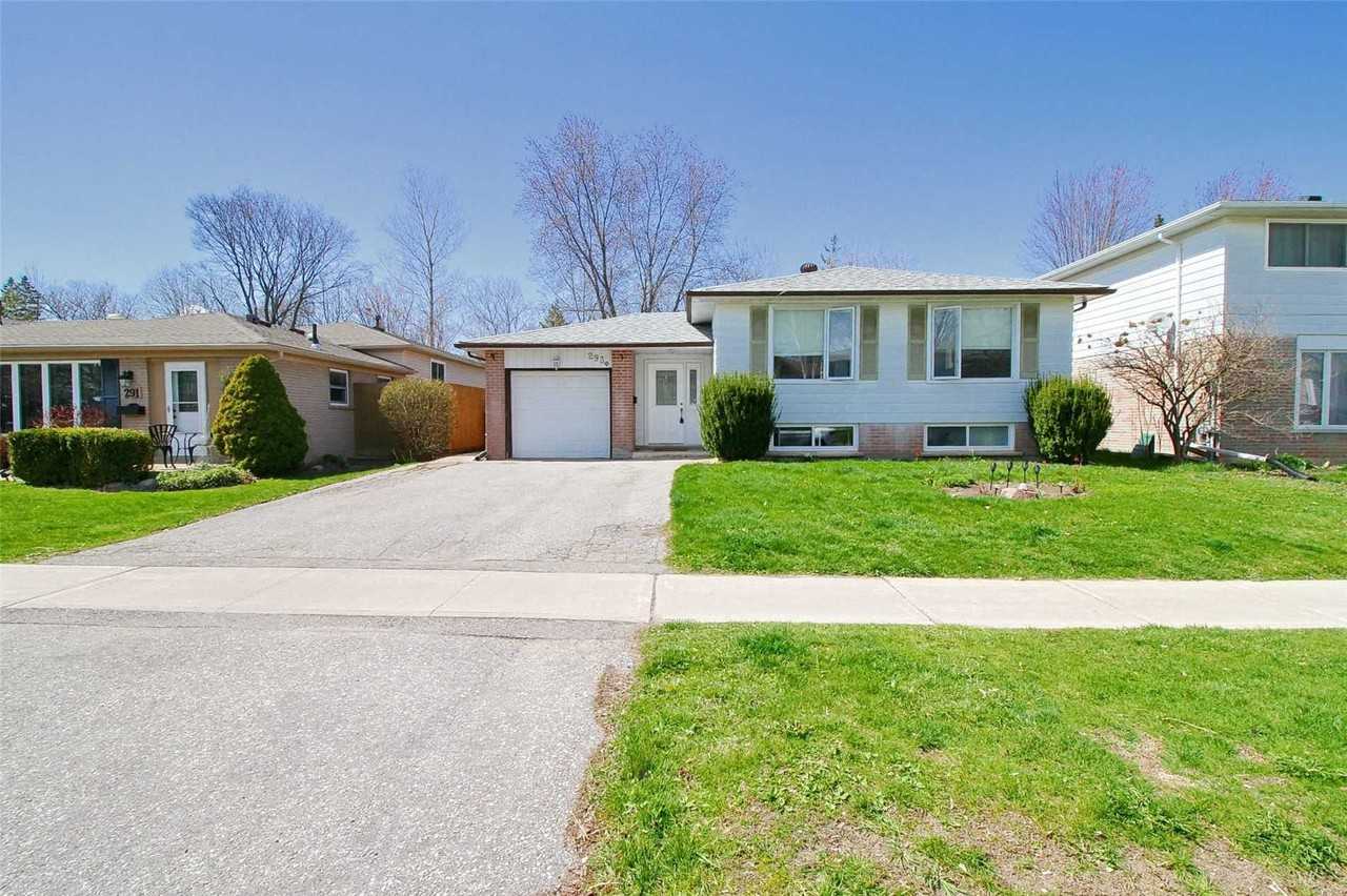 293 Towercrest Drive, Newmarket, ON L3Y 1C1 3 Bedroom House for Rent