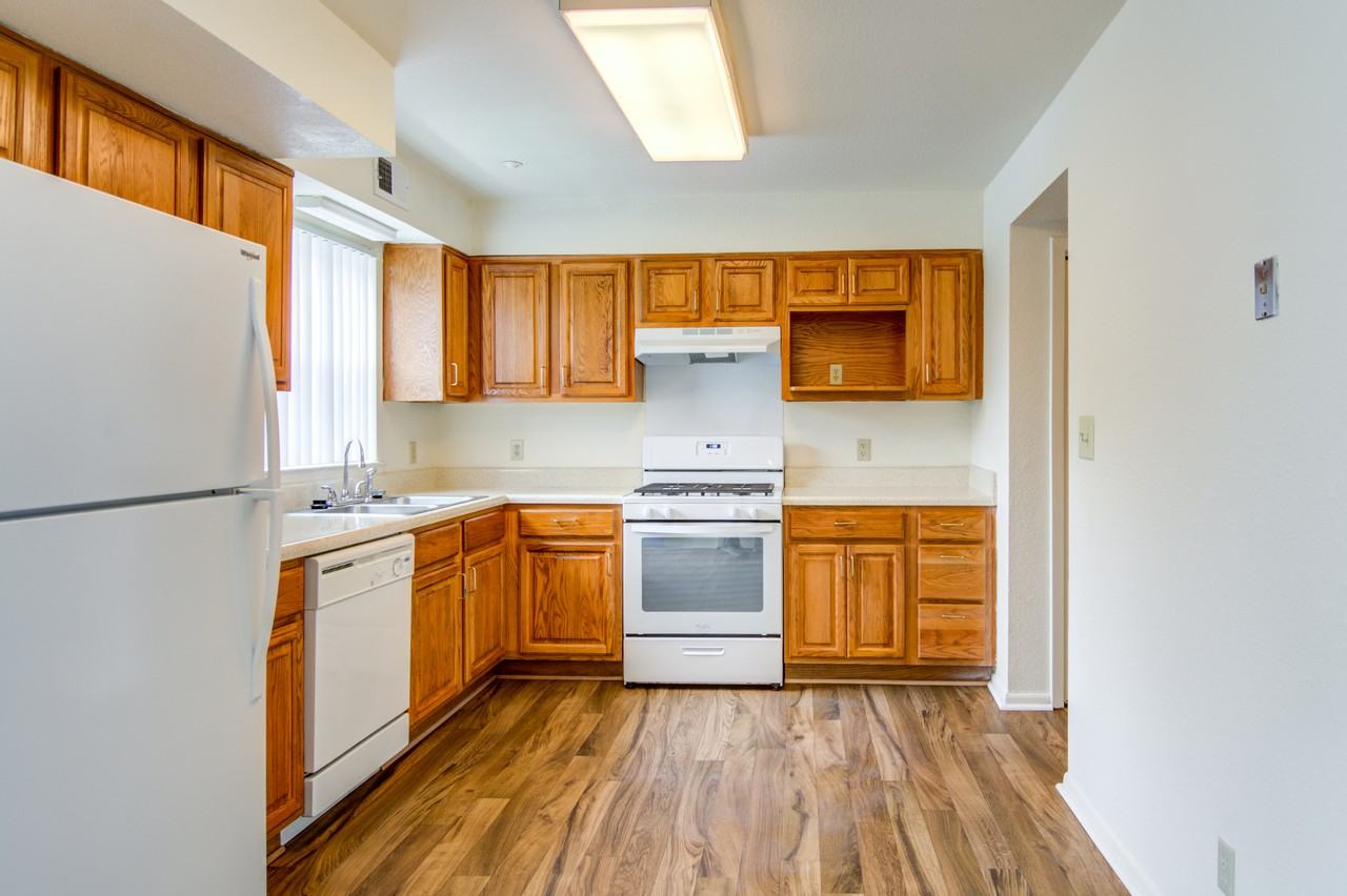 Willoughby Bay (active duty military only) Apartments for Rent 8180 O