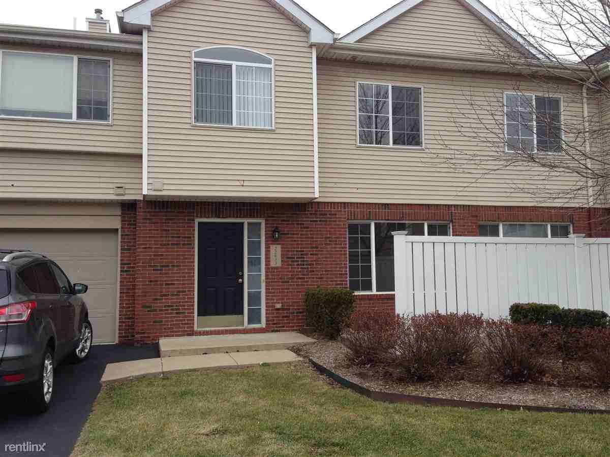 22031 Fairlane Blvd apartment for rent in Trenton, Woodhaven, MI 48183