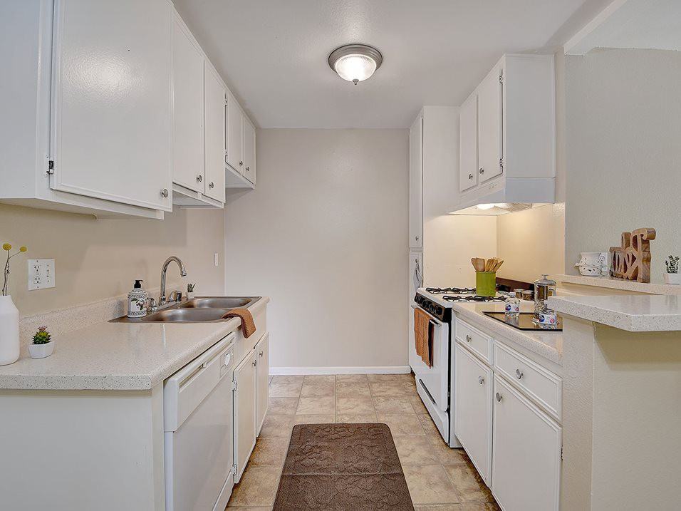 Apartments for Rent in Buena Park, CA 43 Condos & Other Rentals Zumper