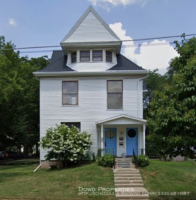 502 E Locust St C, Bloomington, IL 61701 Studio Apartment for Rent for