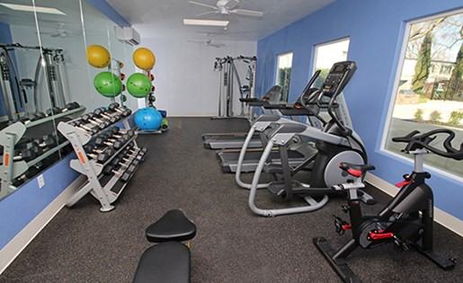 ACADEMY LANE APARTMENT HOMES Apartments 1124 F St, Davis, CA 95616