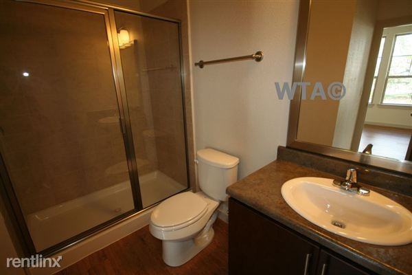 Huebner/Eckhert Apartments in Eckhert Crossing, San Antonio, TX 78240