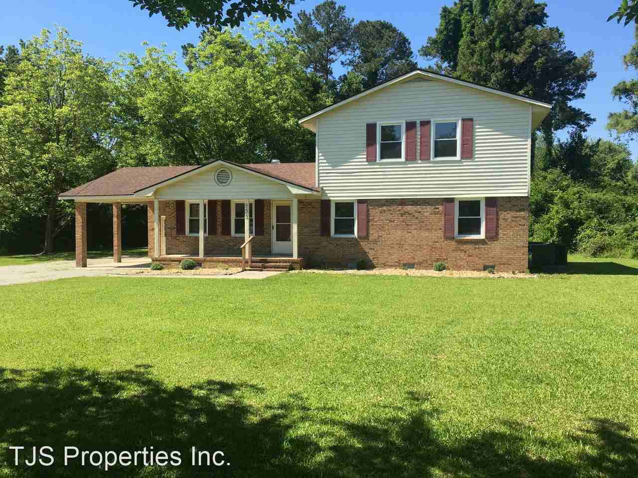 855 Half Moon Rd, New Bern, NC 28560 4 Bedroom House for 1,100/month