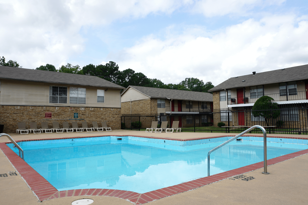 Spring Valley Apartments 8701 Interstate 30, Little Rock, AR 72209