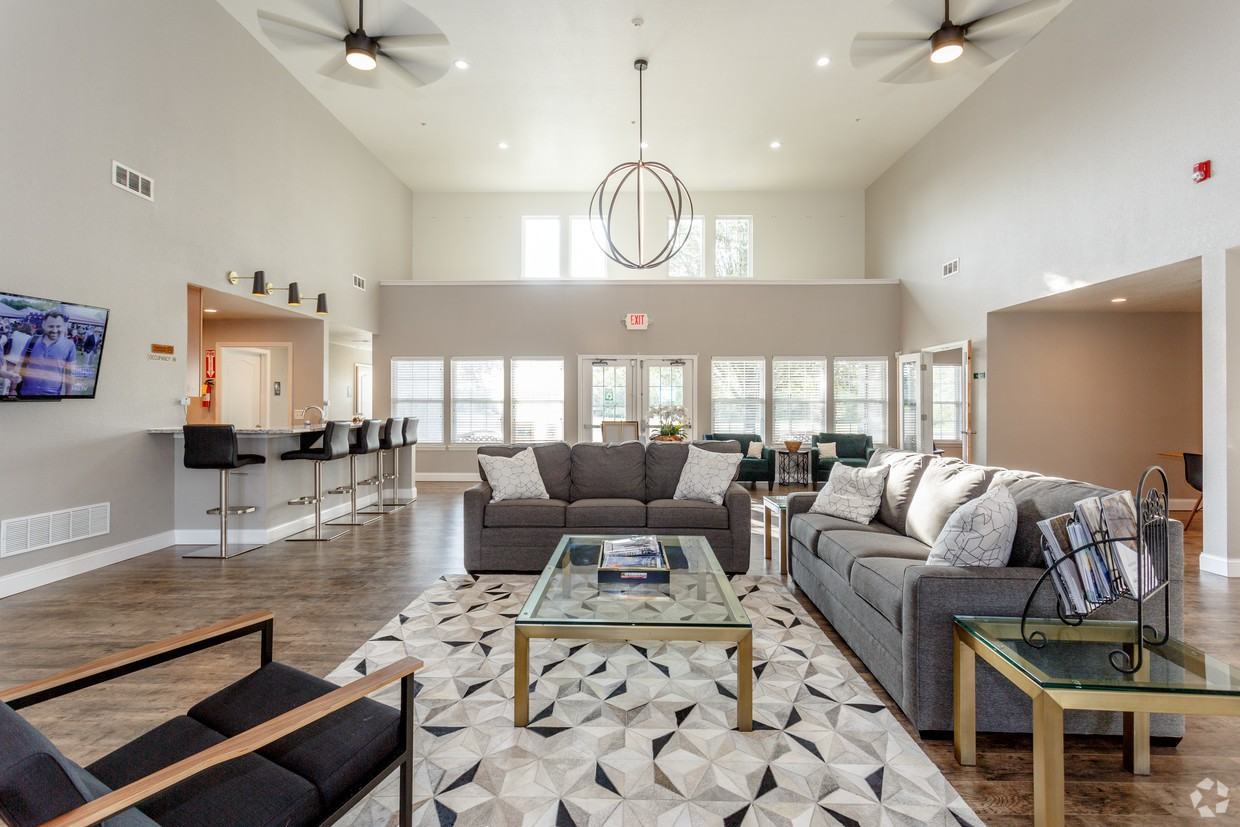 Saddlewood Apartments 18851 W 153rd Ct, Olathe, KS 66062 Zumper