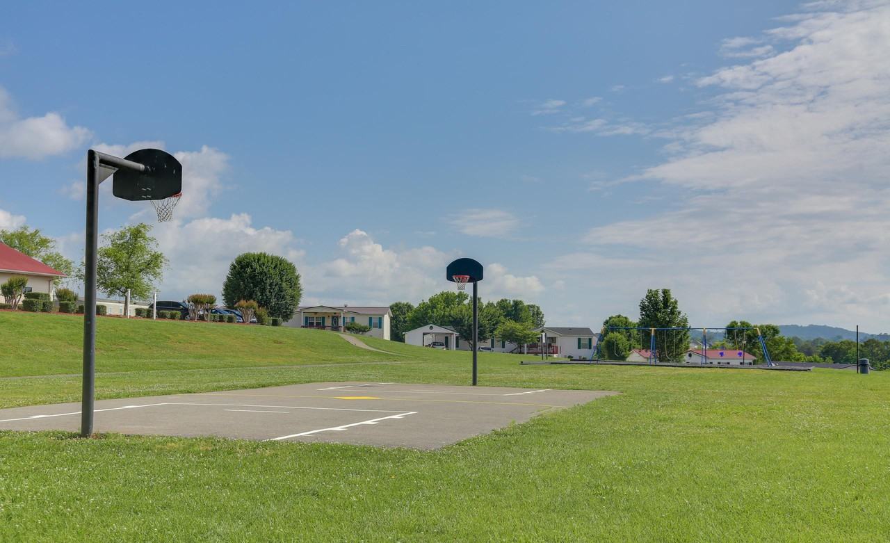 The Stables Homes 2606 Seattle Slew Way, Sevierville, TN 37876 Zumper