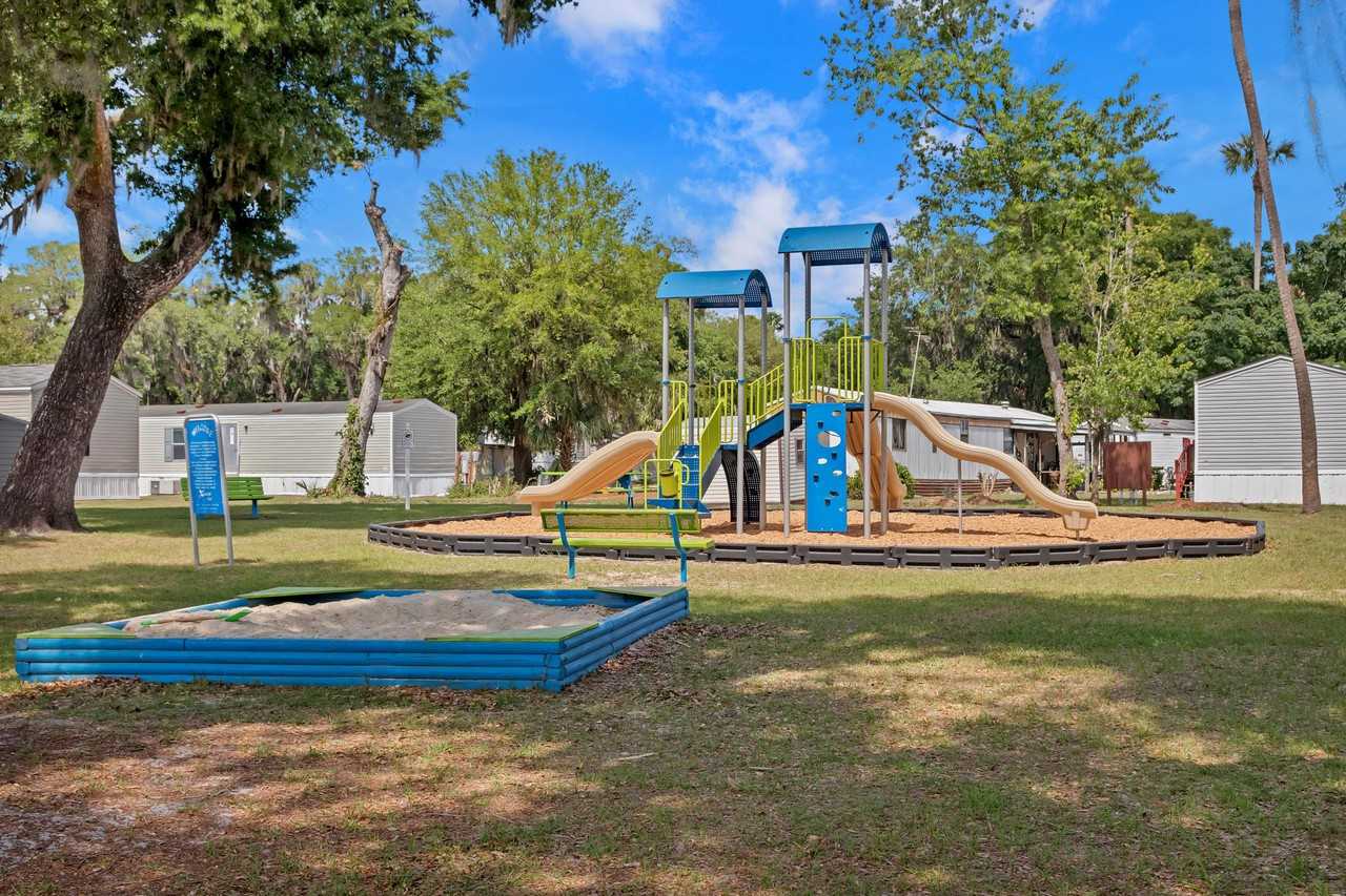 Oaks Of Atlantic Beach Homes 1020 Sistrunk St, Jacksonville, FL 32233