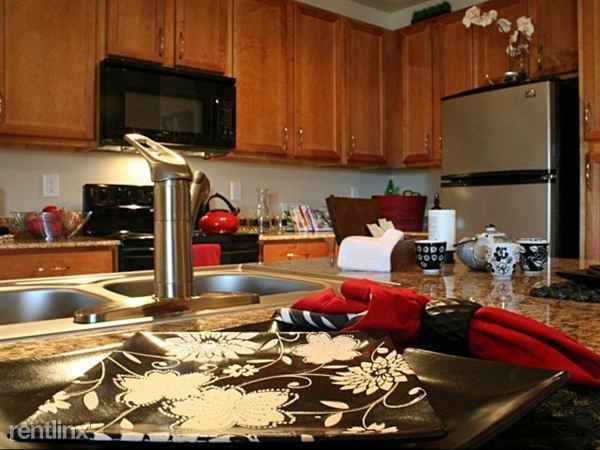 Voss Westheimer Apartments 12523 Westheimer Rd, Houston, TX 77077