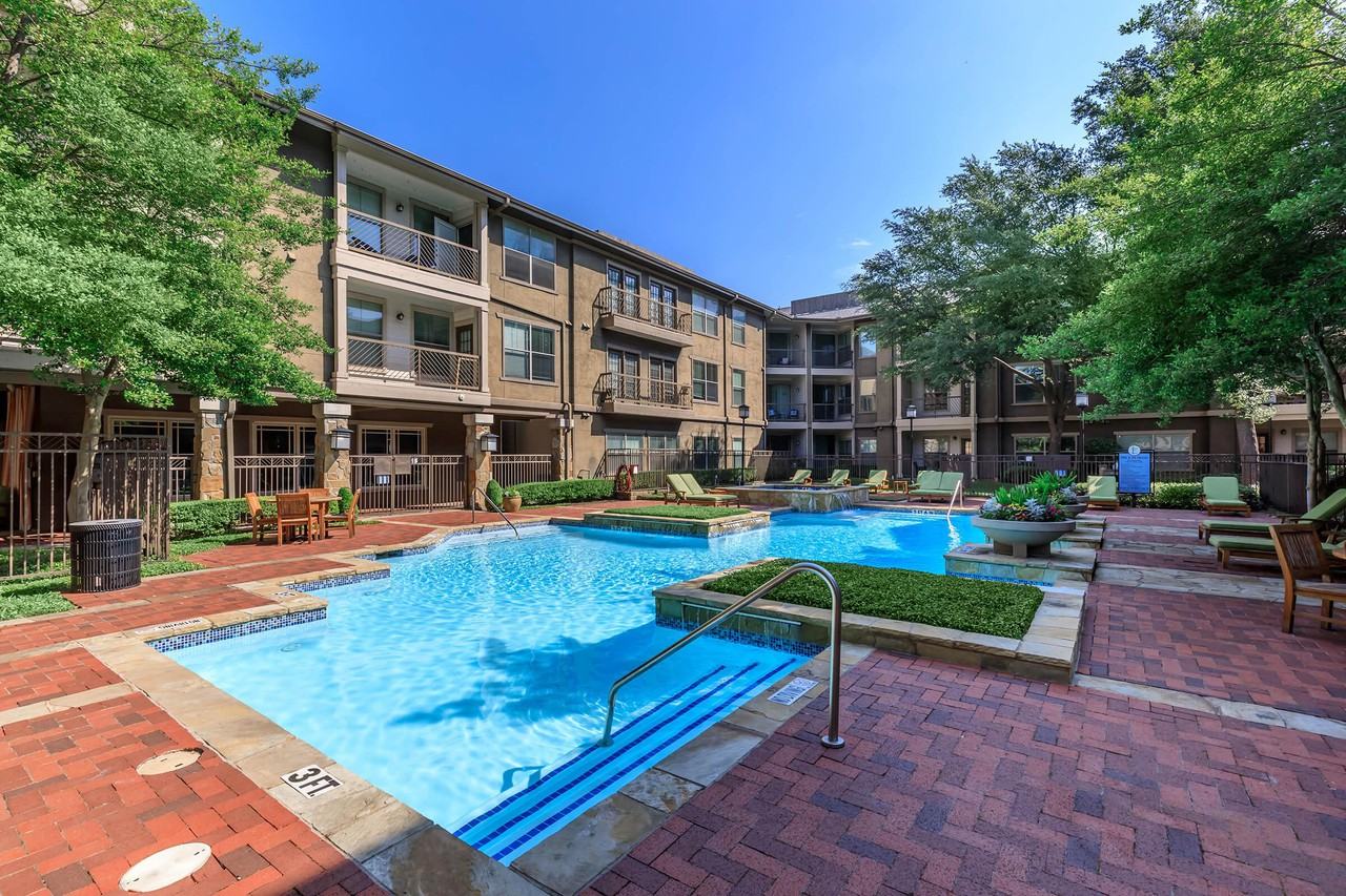 Easton Apartment Homes Apartments 2525 N Henderson Ave, Dallas, TX 75206 Zumper